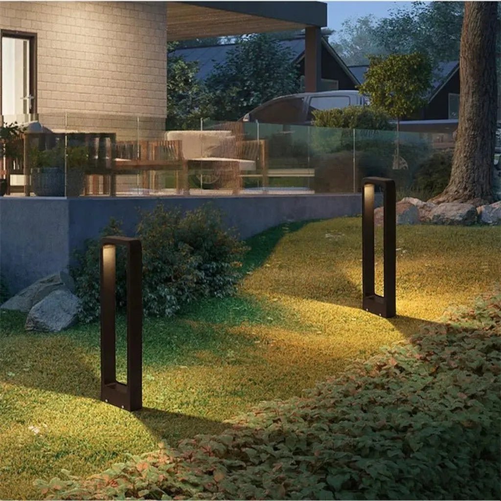 AquaGlow - Waterproof Outdoor Garden Ground Light