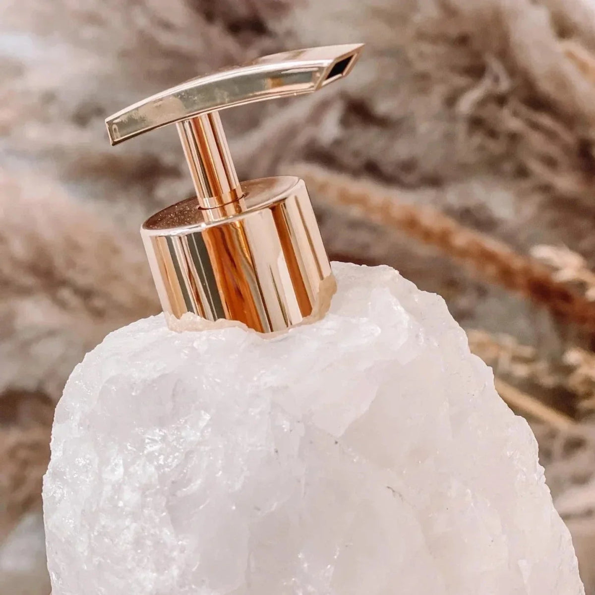 Deluxe Crystal Soap Dispenser – Elegant & Functional Bath Accessory - Lattea Global