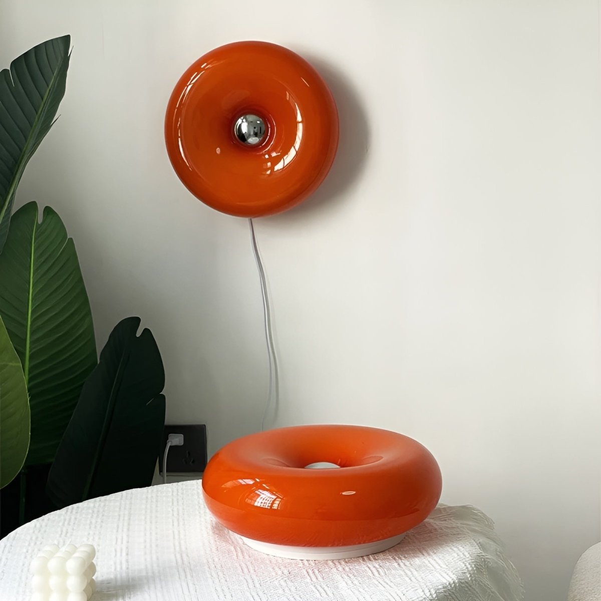 Donut - Shaped LED Lamp - Lattea Global