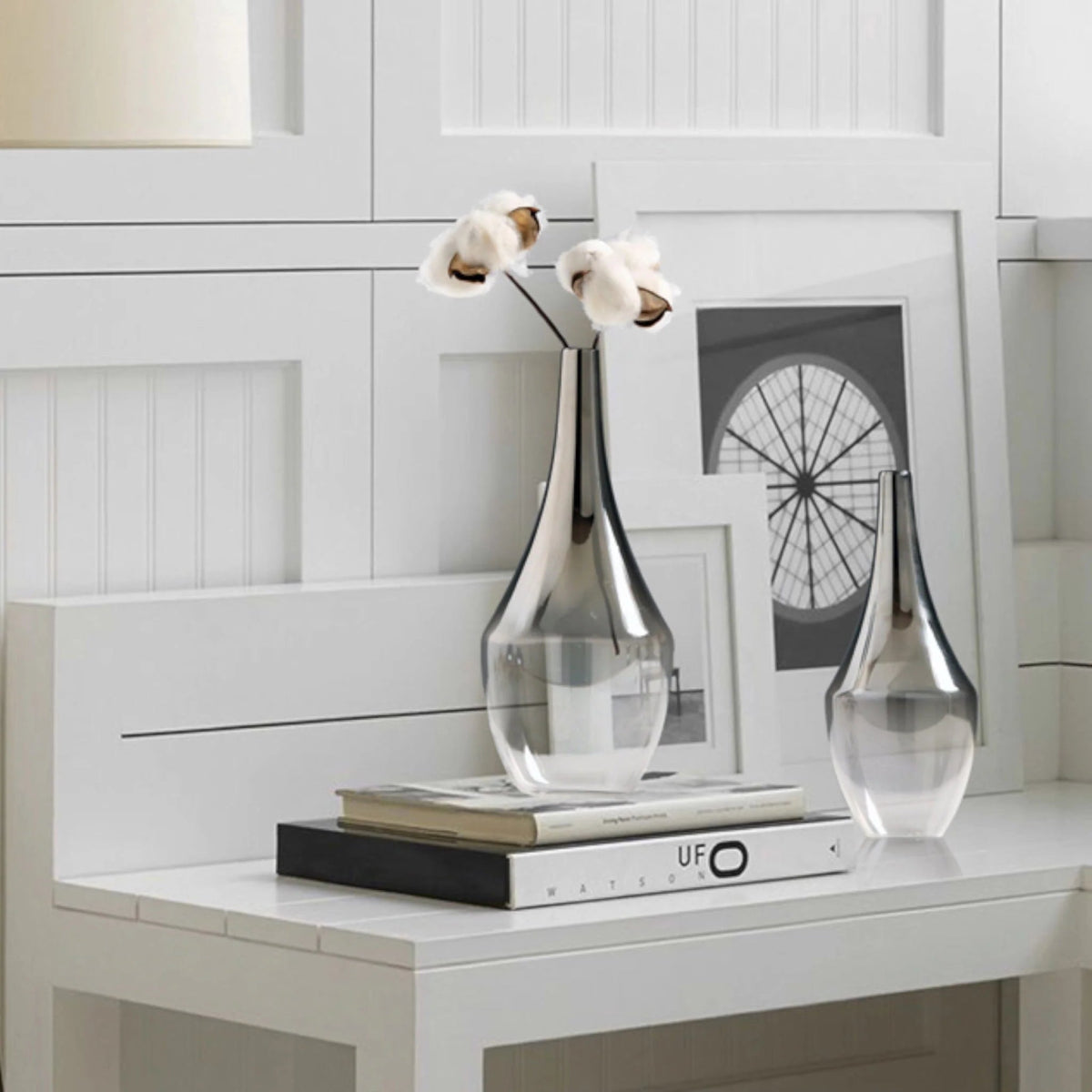 Elegant Floral Vase – Timeless Design for Modern Spaces - Lattea Global