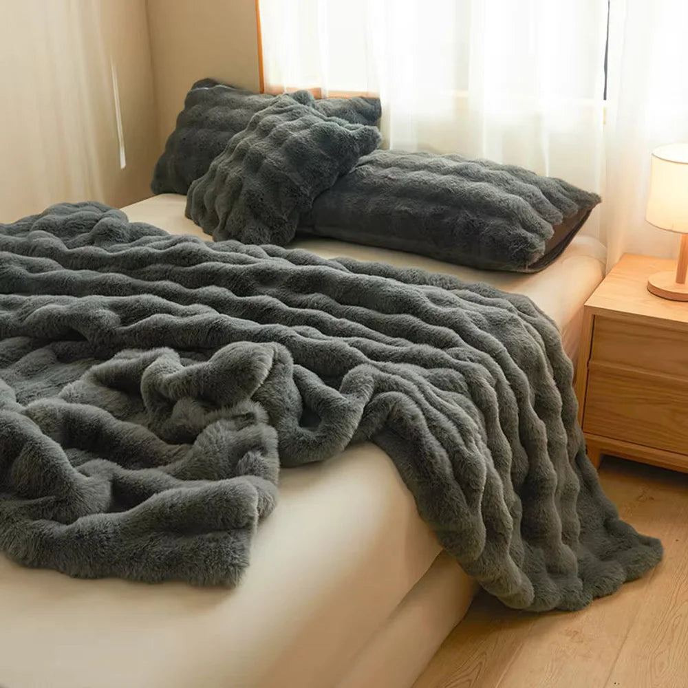 Faux fur throw blanket double-lined plush all-season – view 16