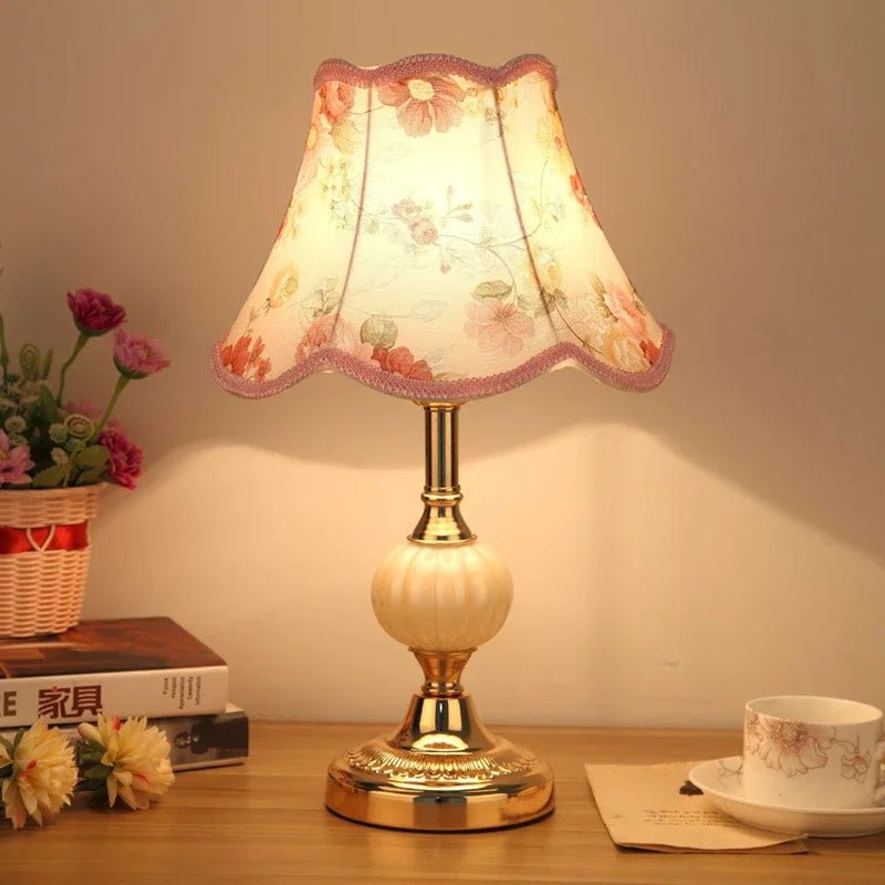 Nordic Retro Table Lamp - Lattea Global