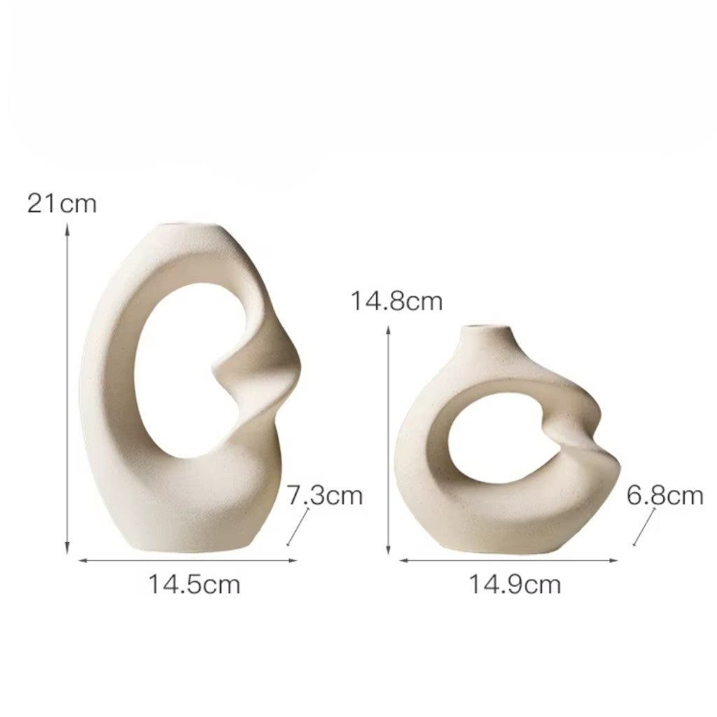 Onda Ceramic Vase Set – Abstract Sculptural Decor