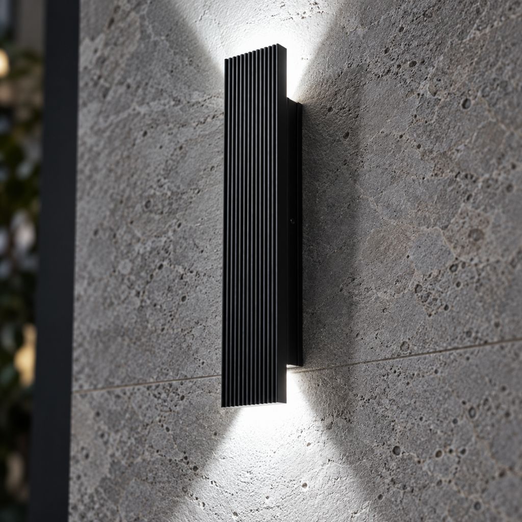 Ribbed Aluminum IP65 Up and Down LED Wall Light