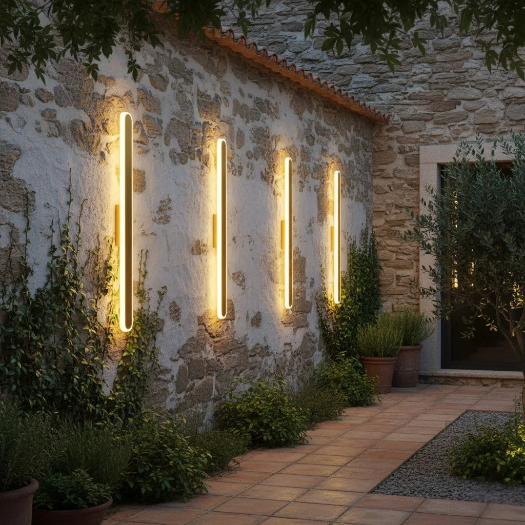 Rounded Edge Aluminium Outdoor Wall Light