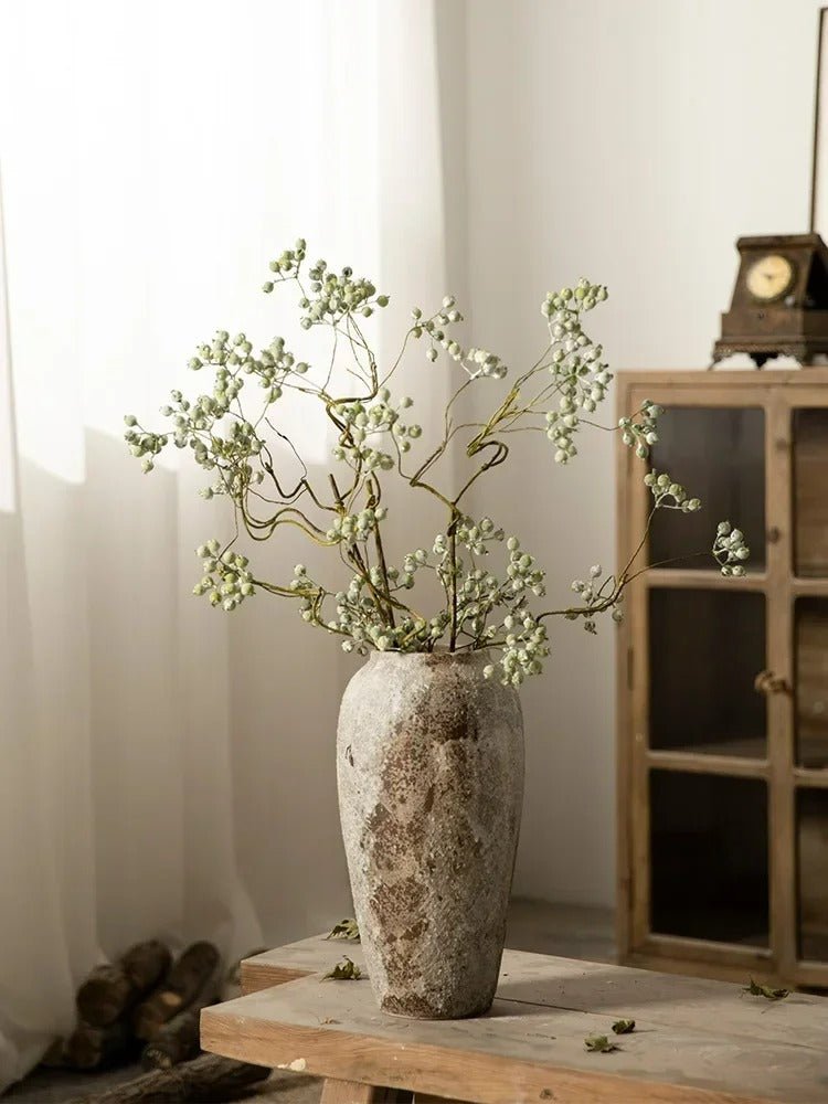 Serenity Bloom Vase – Minimalist Ceramic with Timeless Elegance - Lattea Global