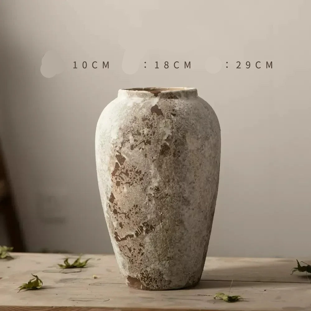 Serenity Bloom Vase – Minimalist Ceramic with Timeless Elegance - Lattea Global