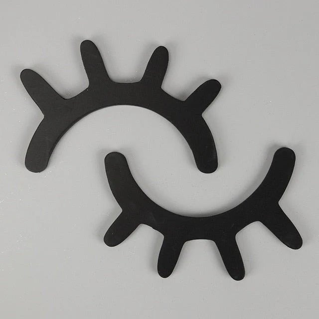 Sleepy Eyes Wooden Wall Décor - Lattea Global