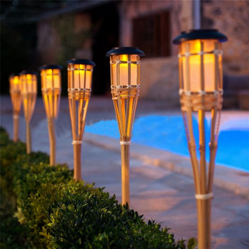 Solar Powered LED Outdoor Pathway Light - Lattea Global