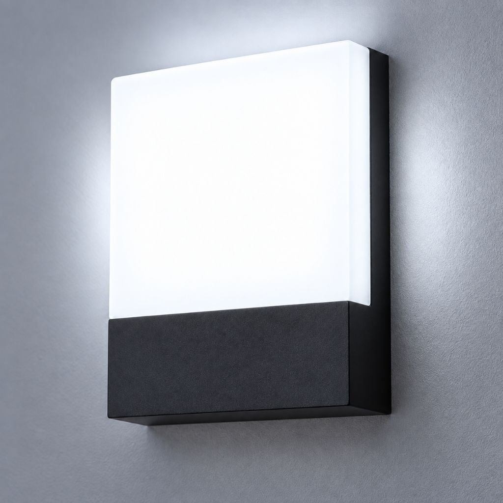 Square IP65 LED Outdoor Wall Light with PC Diffuser