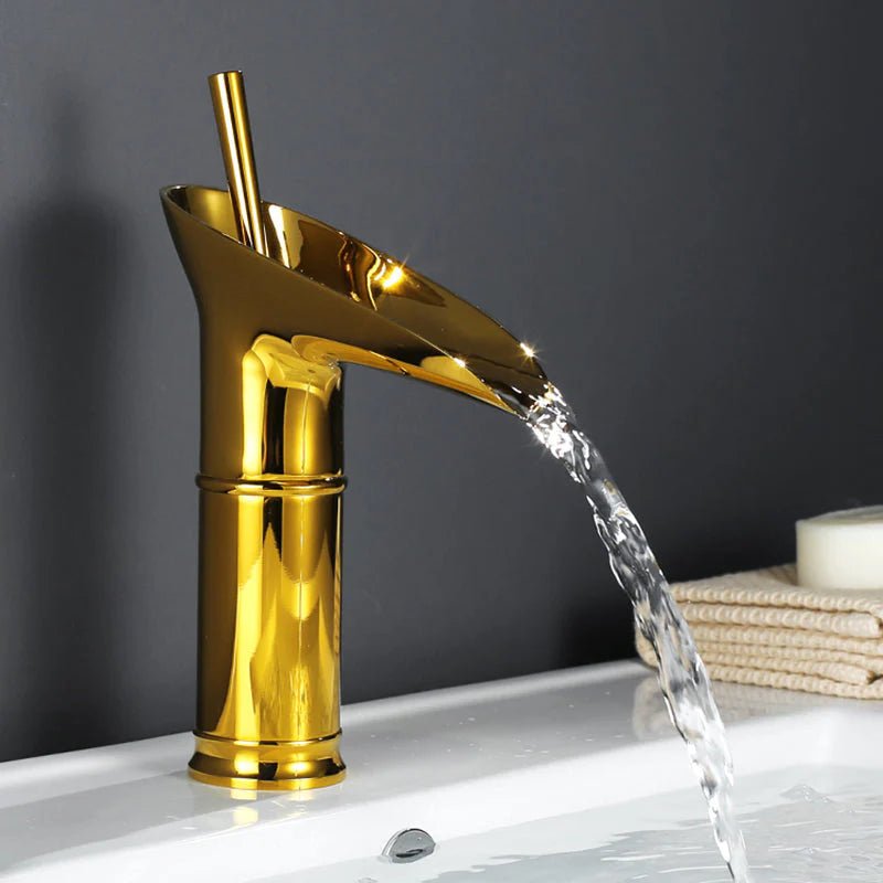 Vintage Waterfall Sink Faucet - Lattea Global