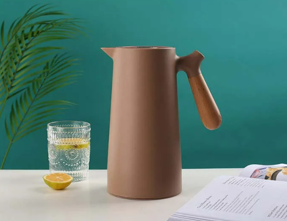 Thermal Jug with Wooden Handle - Nordic Design 1L