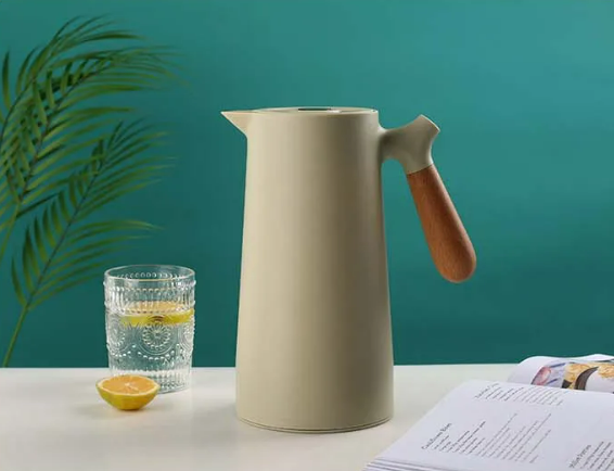 Thermal Jug with Wooden Handle - Nordic Design 1L