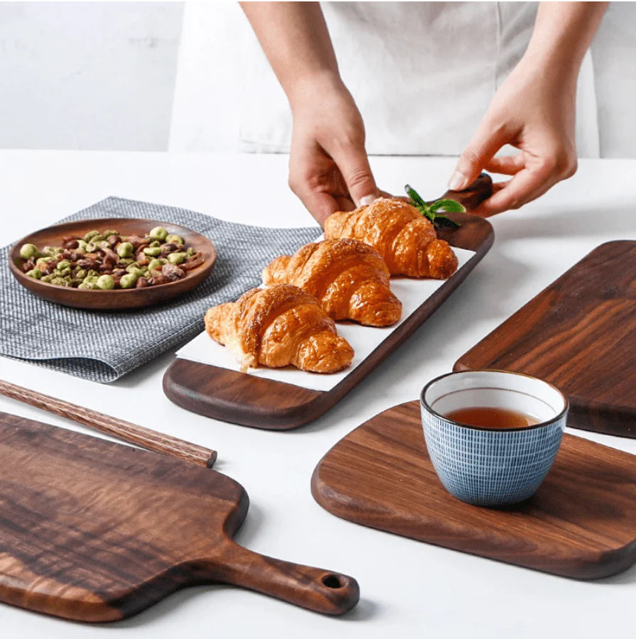 Black Walnut Cutting and Serving Board Lattea