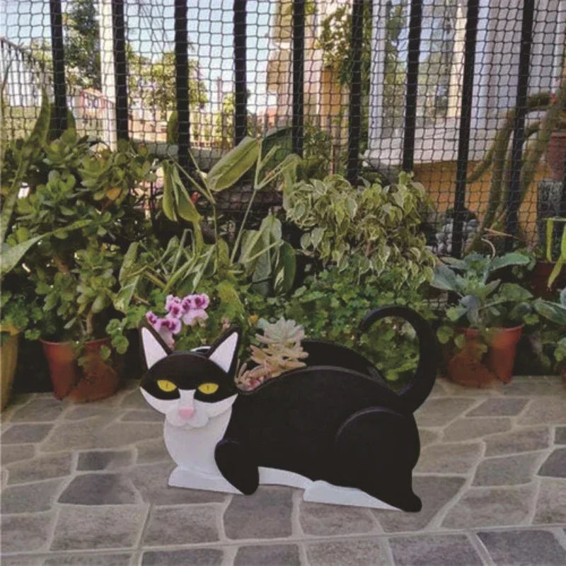 Cat-Shaped Planter – Kitty Garden Decoration