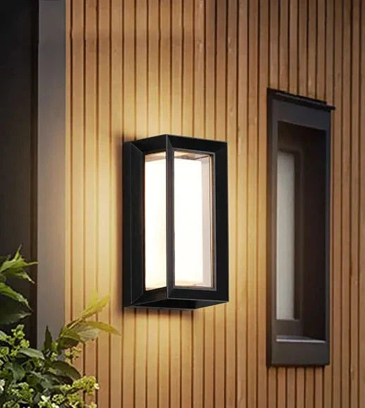 Outdoor Wall Light with Double Layer Lampshade