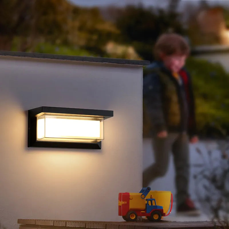 Outdoor Wall Light with Double Layer Lampshade