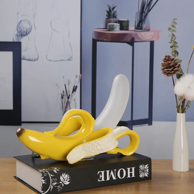 BananaShine – Playful Modern Banana Table Lamp