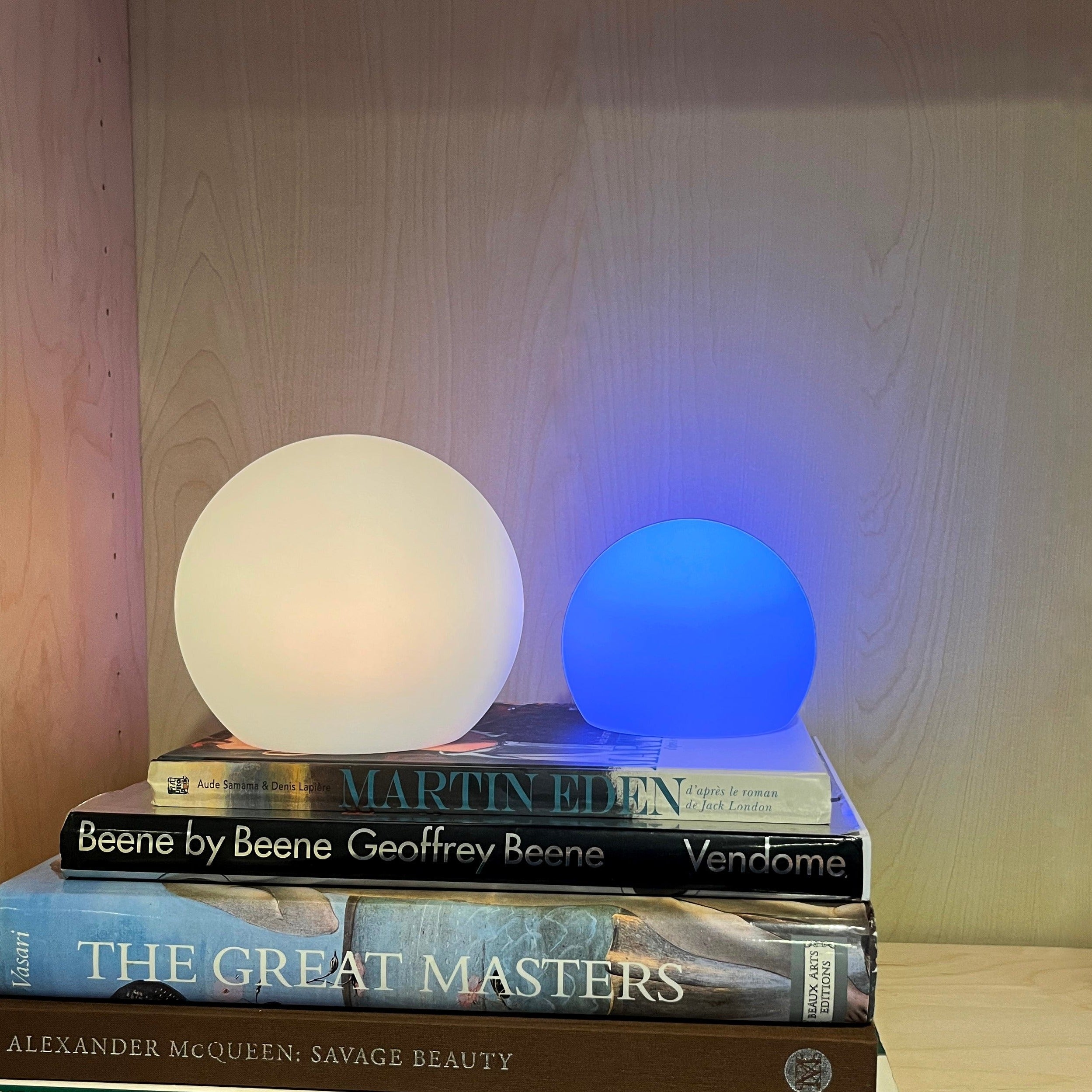 Cordless LED Moon Table Lamp