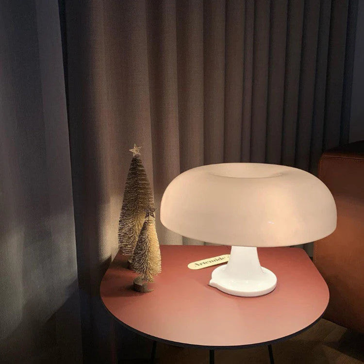 MushLight - Vintage Mushroom Table Lamp Retro Design