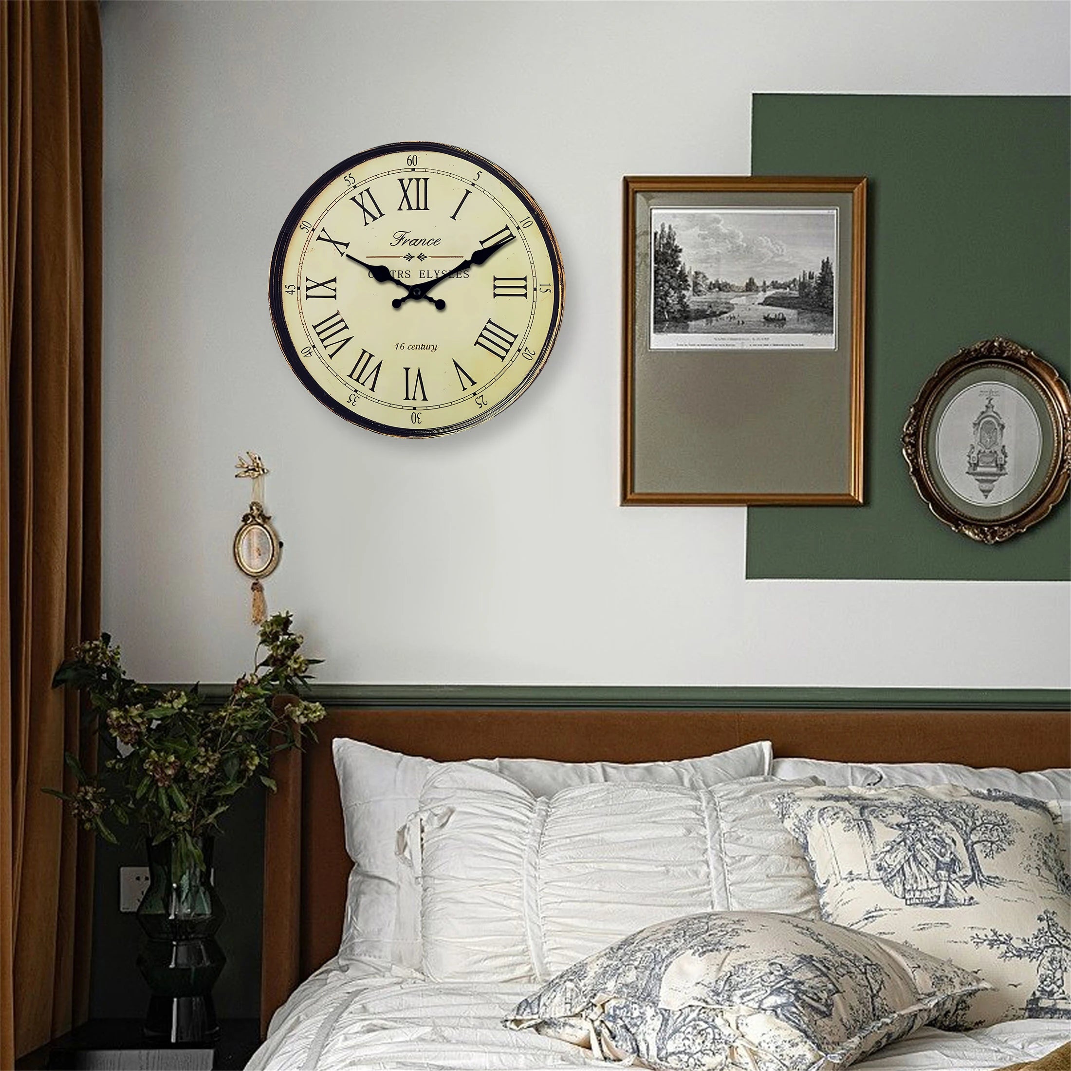 Wall Clock Classic French Design - Silent Quartz Movement