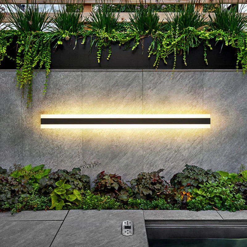 Modern Waterproof Outdoor Wall Light for Stylish Illumination