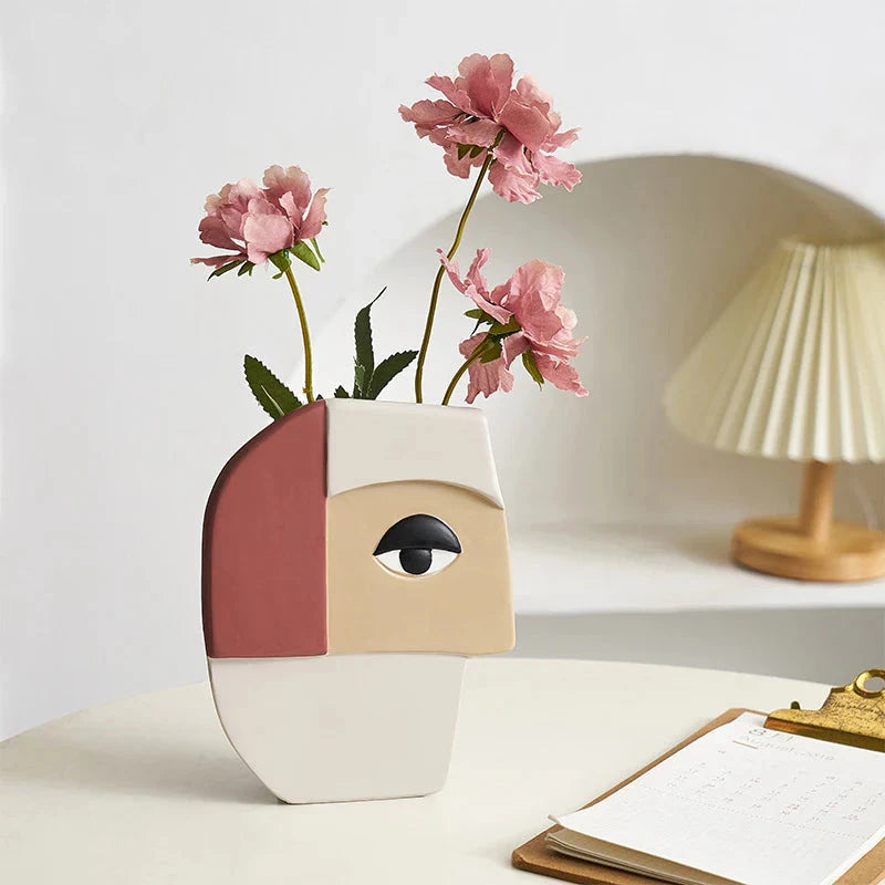 Abstract Face Vase