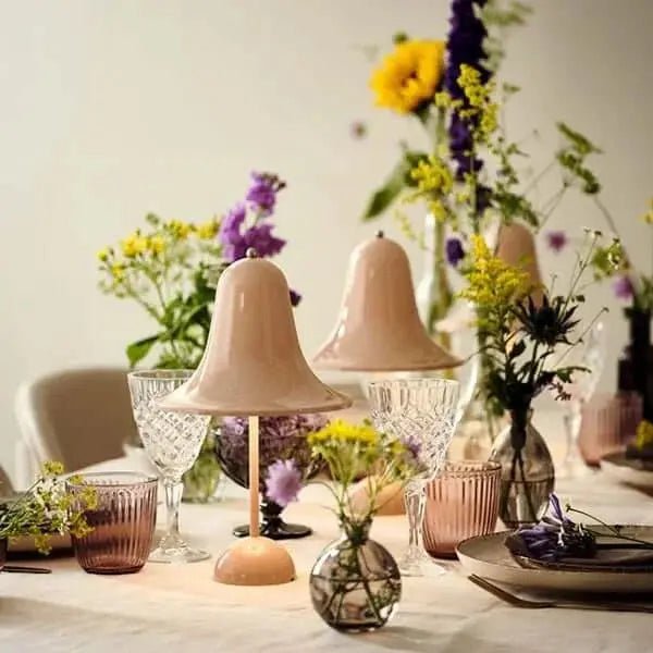 Bell - Shaped Table Lamp with Glossy Finish - Lattea Global