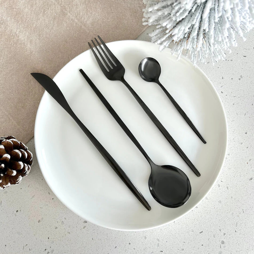 Black Modern Flatware Set – Bold & Elegant Dining