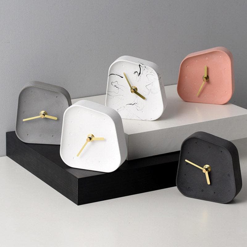 Cement Desk Clock – Retro-Inspired Concrete Design with Gold Accents