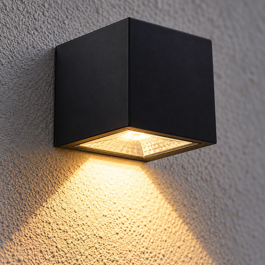 Cube Solar LED Outdoor Wall Light with Dusk Sensor