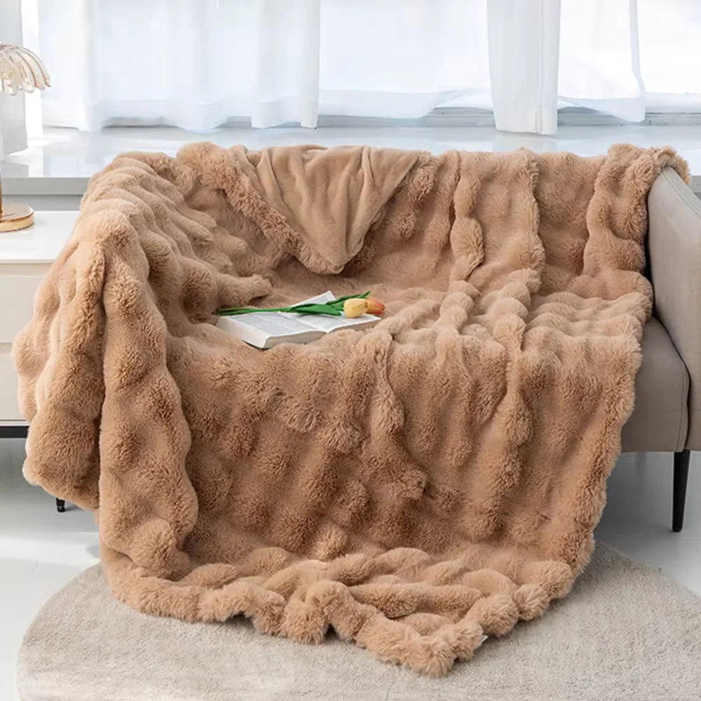 Faux fur throw blanket double-lined plush all-season – view 4