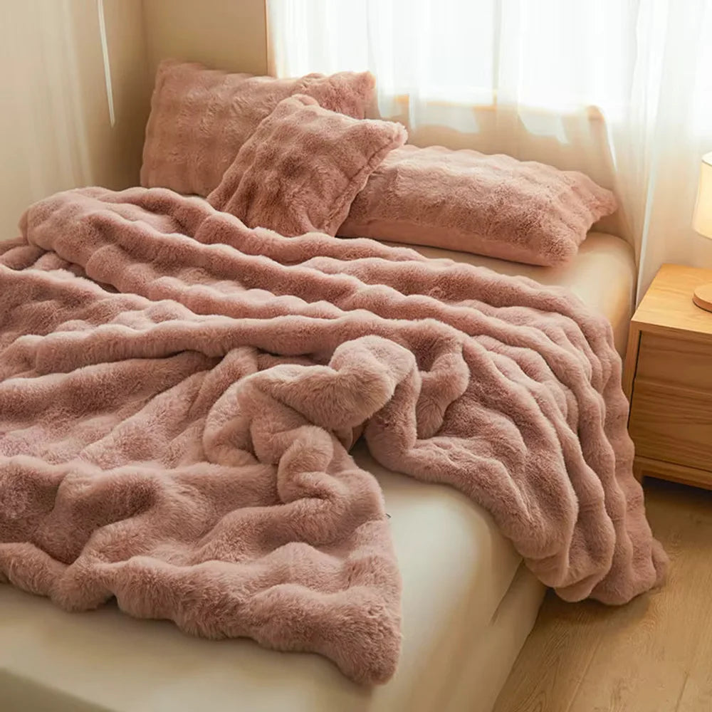 Faux fur throw blanket double-lined plush all-season – view 15