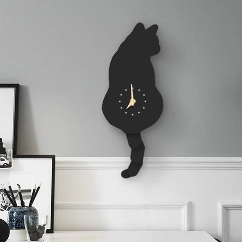 FelineTime - Cat Wagging Tail Wall Clock