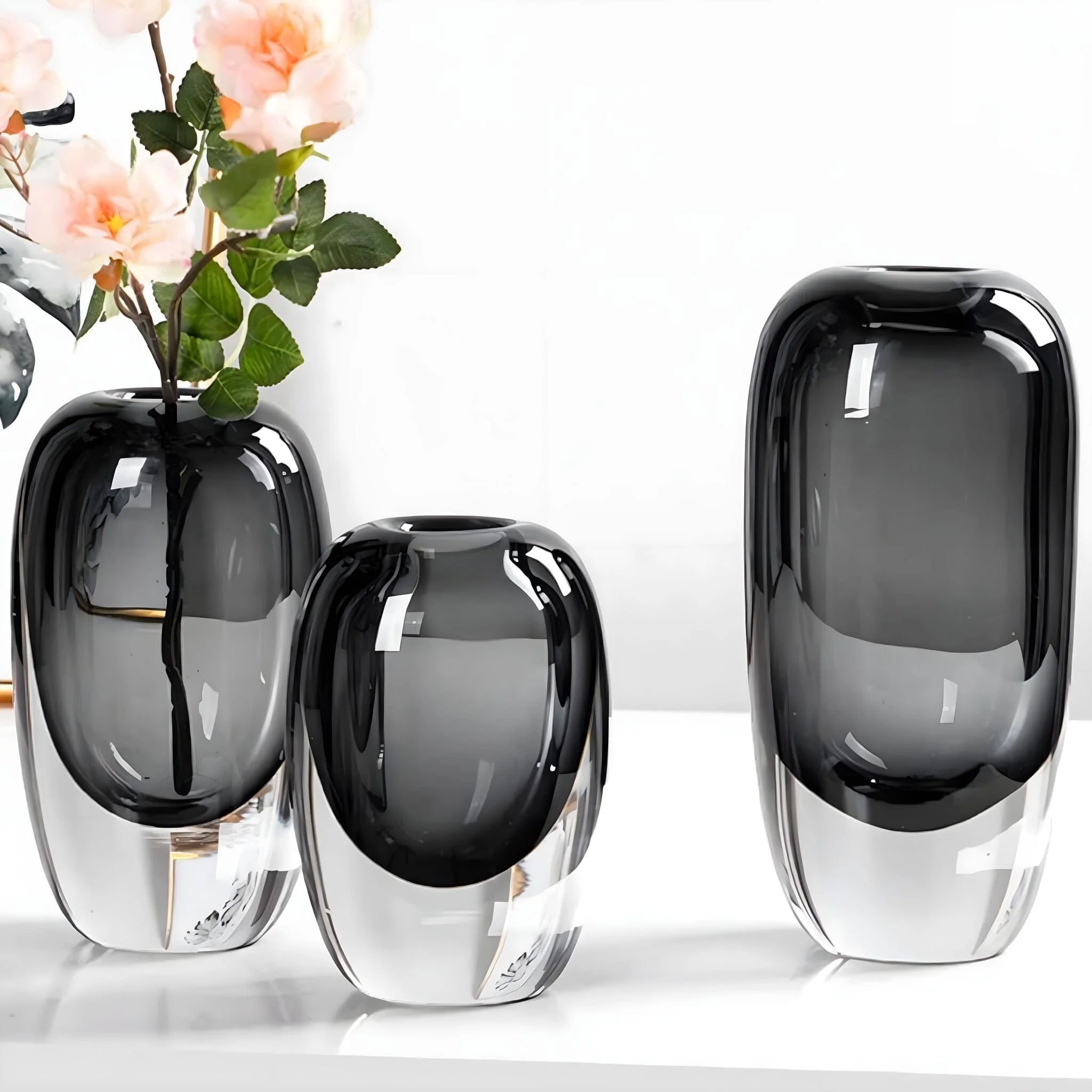 Radiant Crystal Vase for Sophisticated Spaces