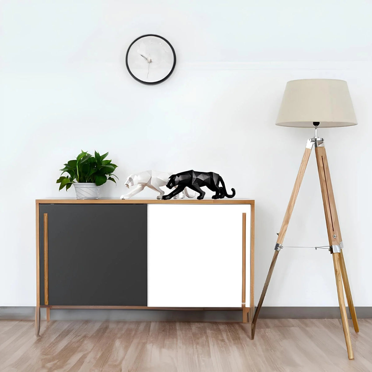 Minimalist Panther Resin Sculpture - Lattea Global