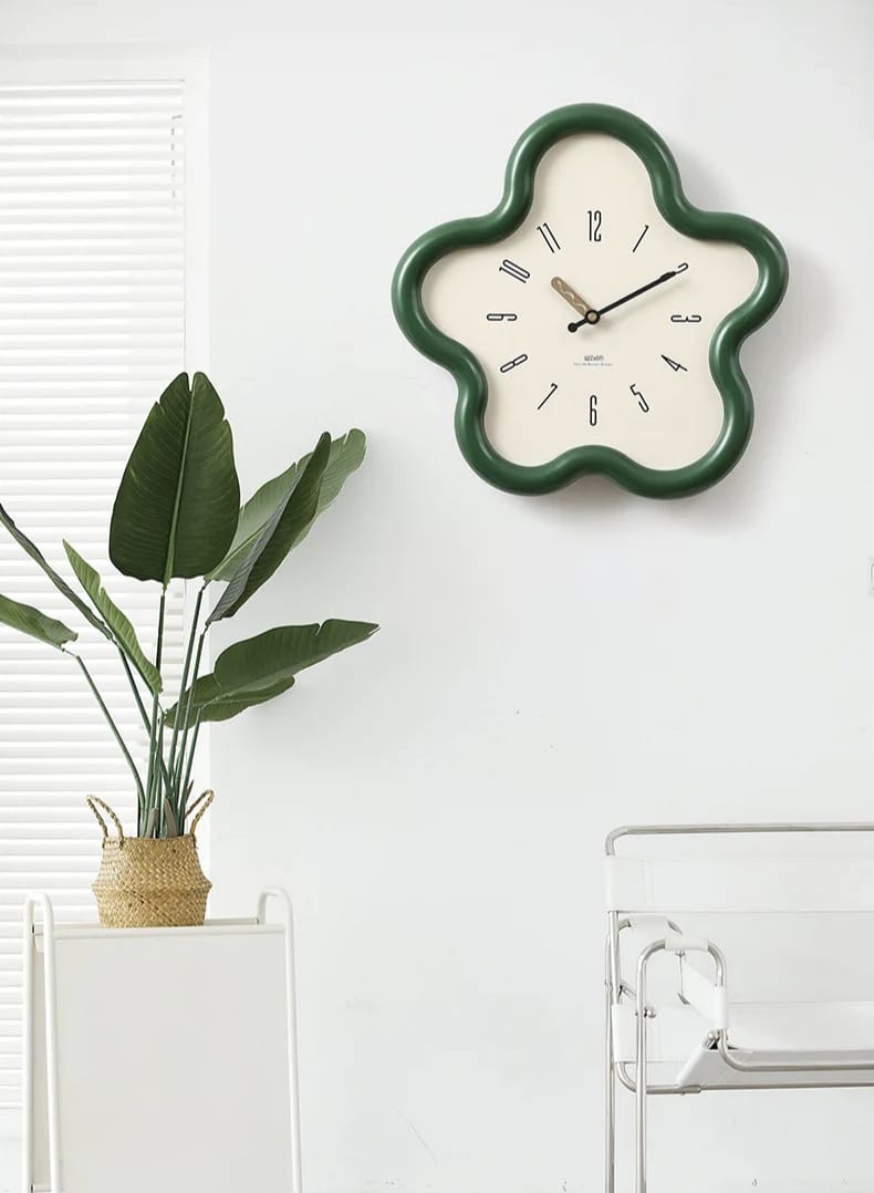 PetalTime - 3D Flower Pendulum Wall Clock with Silent Movement - Lattea Global