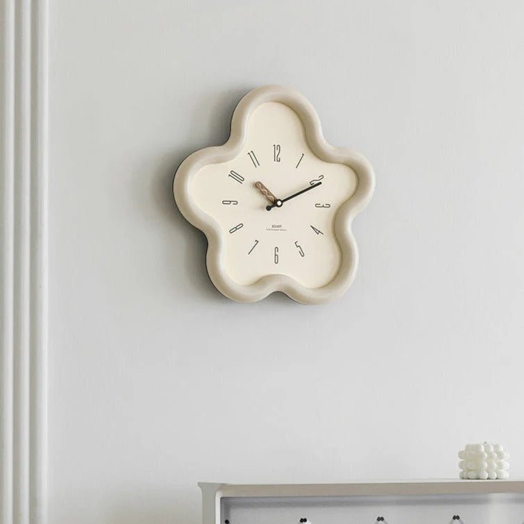PetalTime - 3D Flower Pendulum Wall Clock with Silent Movement - Lattea Global