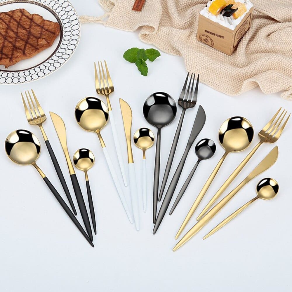 Premium Cutlery Set - 24-Piece Stainless Steel Lattea