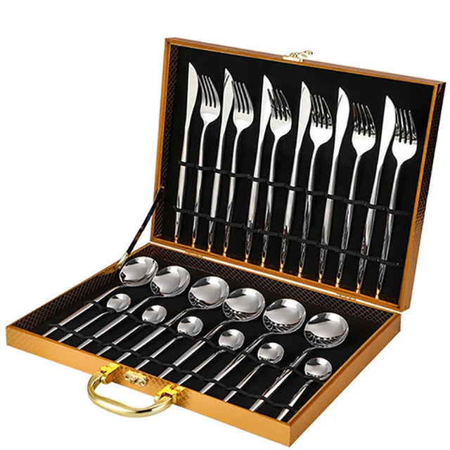 Premium Cutlery Set - 24-Piece Stainless Steel Lattea