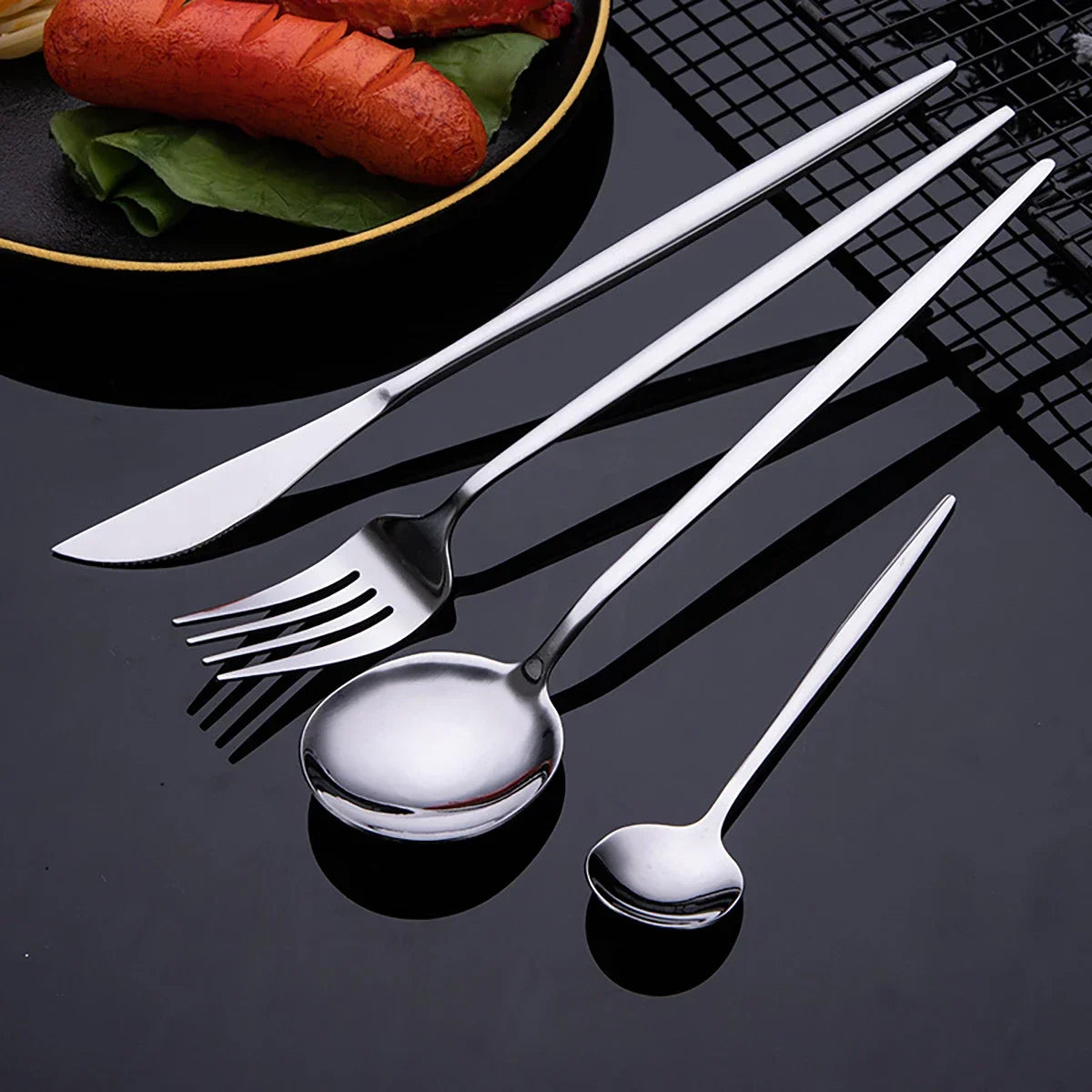 Premium Cutlery Set - 24-Piece Stainless Steel Lattea