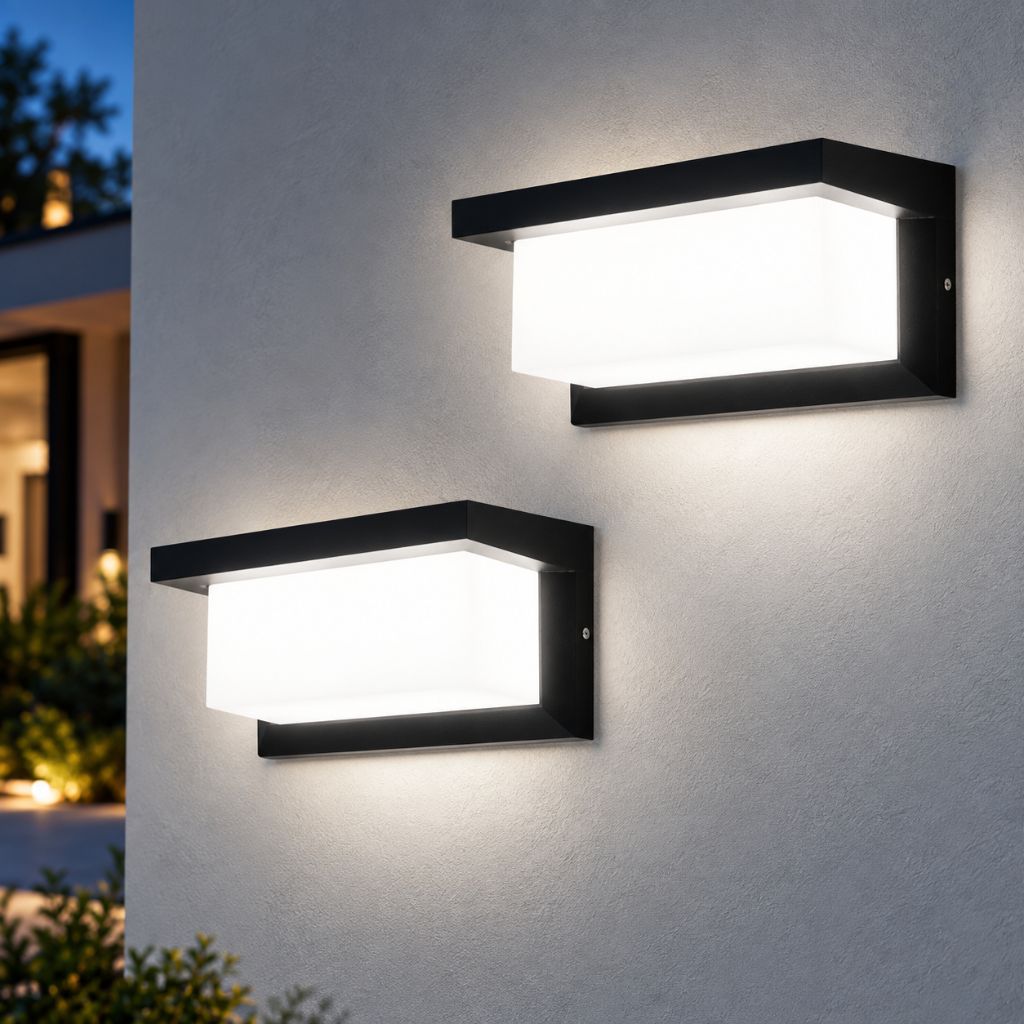 Rectangular LED Wall Light with Frosted Diffuser