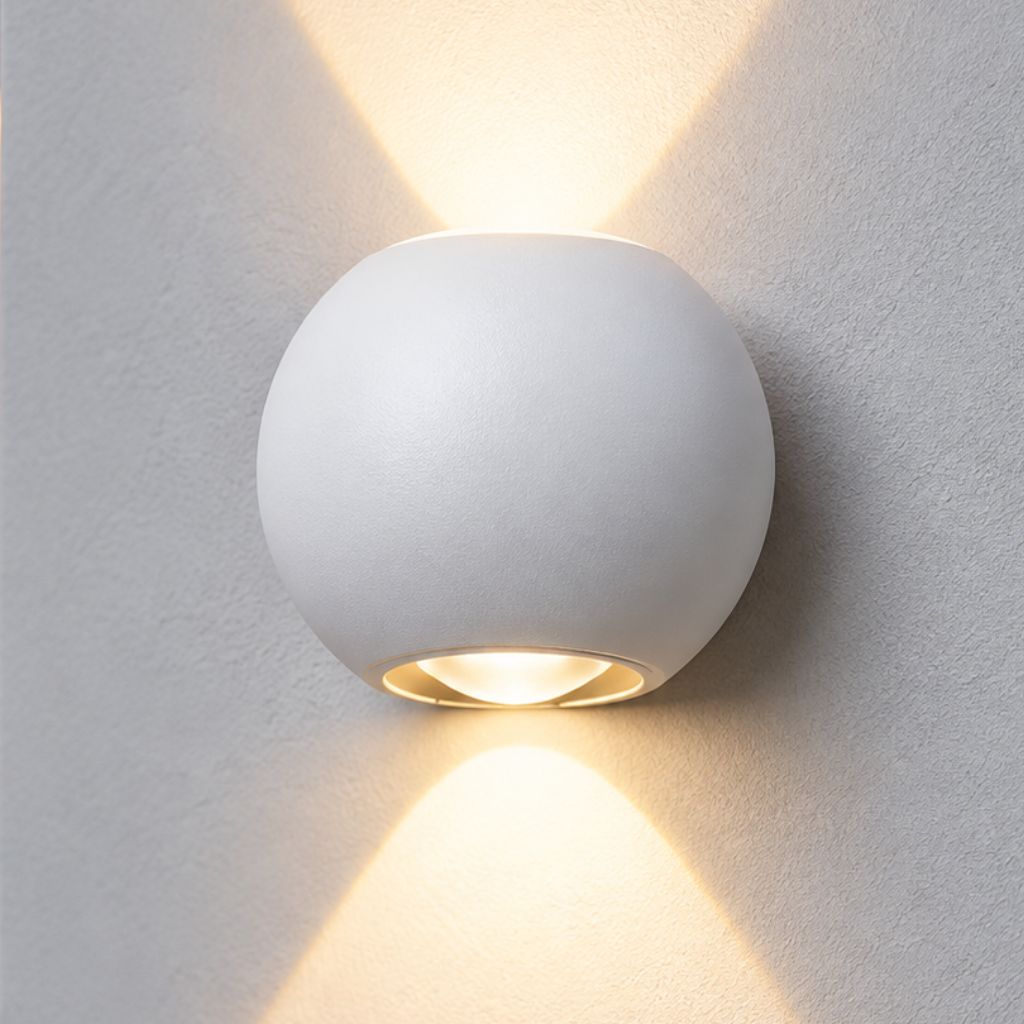 Round LED Outdoor Wall Light IP65 Up Down 6W