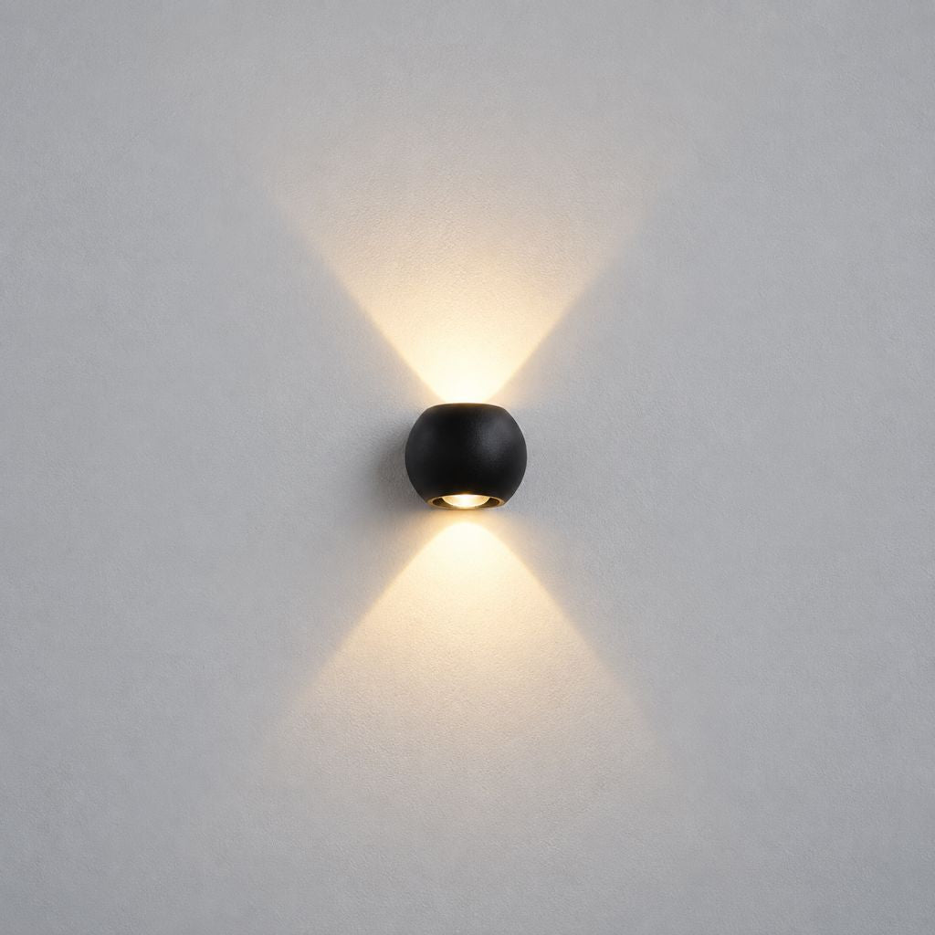 Round LED Outdoor Wall Light IP65 Up Down 6W