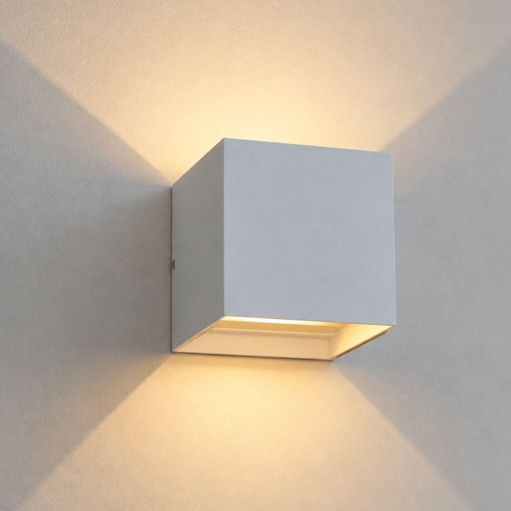 UrbanCube LED Outdoor Wall Lamp - Modern Cube Design & Weatherproof