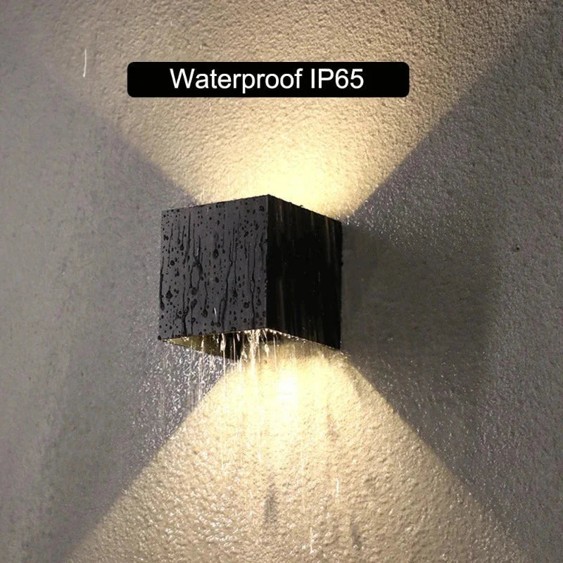 UrbanCube LED Outdoor Wall Lamp - Modern Cube Design & Weatherproof