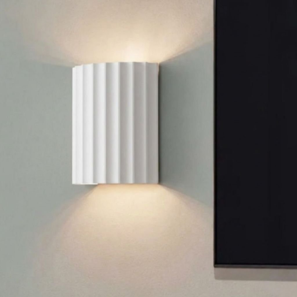 White Nordic Minimalist LED Wall Lamp - Macaron Resin - Lattea Global