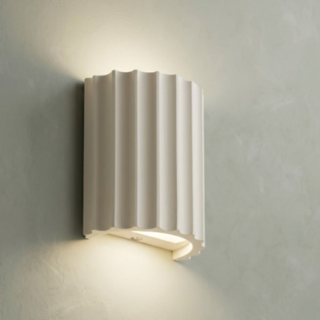 White Nordic Minimalist LED Wall Lamp - Macaron Resin - Lattea Global