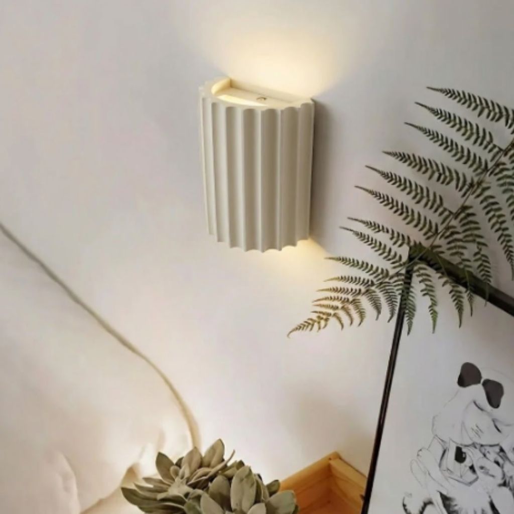 White Nordic Minimalist LED Wall Lamp - Macaron Resin - Lattea Global